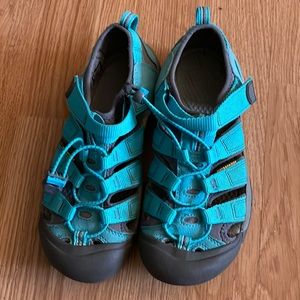 KEEN Big Kids’ Newport H2 size 4